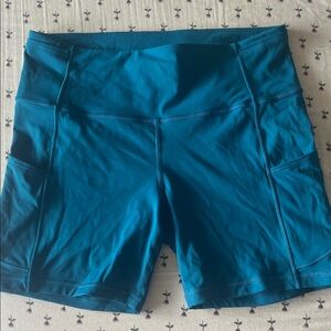 Lululemon Women's Teal Bike Shorts